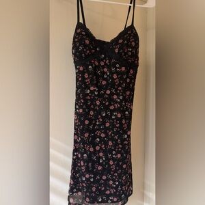Floral Black and Pink Women's sundress Size small (3-5)